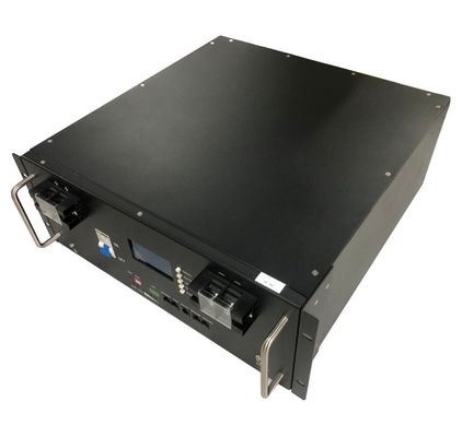 Taux de décharge élevé 99% 48V 200Ah Batterie au lithium montée sur support pour stockage d'énergie solaire