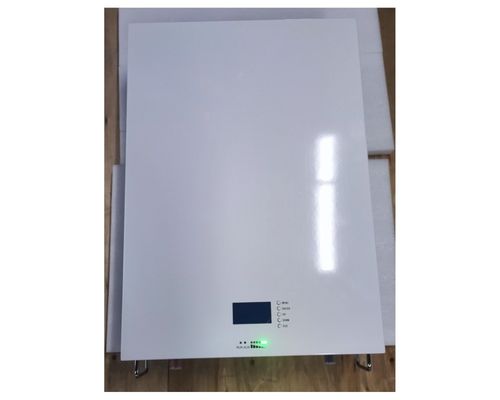 Le taux de décharge 99% 200Ah 48V batterie solaire au lithium-ion LiFePO4 batterie fixée au mur