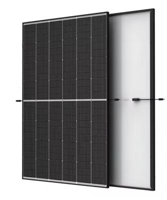 Module de silicium monocristallin Panneau solaire noir 415W-435W Boîte de jonction IP 68