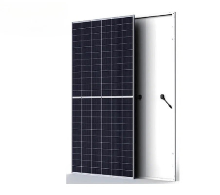La boîte de jonction IP 68 est un panneau solaire Trinasolar Vertex TSM-DE20 590W-510W Mono 120Cells