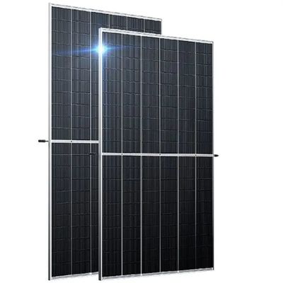 Panneau solaire Jinko lumineux 585 watts Bifacial Mono Perc N-type double verre pour la banque électrique domestique