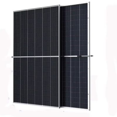Module solaire bifacial à demi-cellule monocristalline de 680 W pour système d'énergie solaire